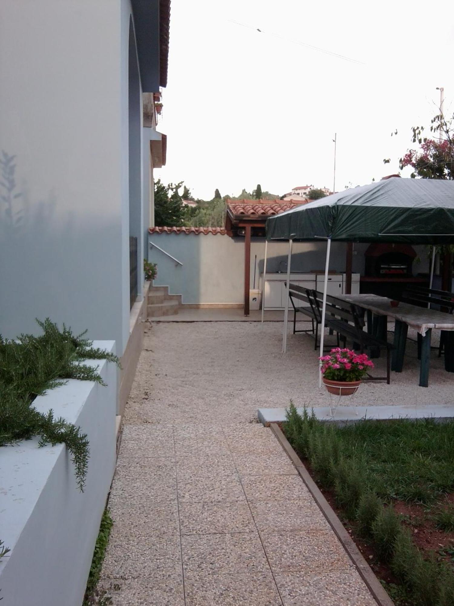 Apartamento The Blue House Vinkuran Exterior foto